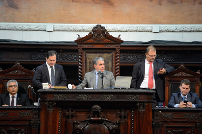 Alerj aprova contas de 2016 de ABr Fernando Frazão