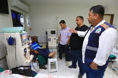 Secretário e Conselho constatam que clinicas de 100 VANDER LOUZADA E DAVI CALADO NA CLÍNICA