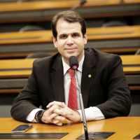 Por um Brasil com menos burocracia WhatsApp Image 2019 06 19 at 11.20.44 1