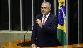 Proposta cria sistema de certificação da cadeia produtiva de petróleo e gás Michel Jesus Camara dos Deputados