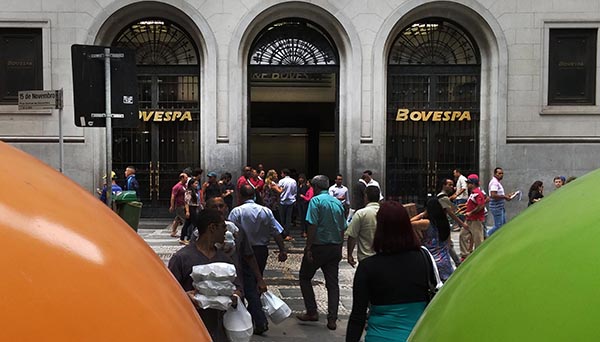Bolsa cai pelo segundo dia e perde 2,48% em agosto