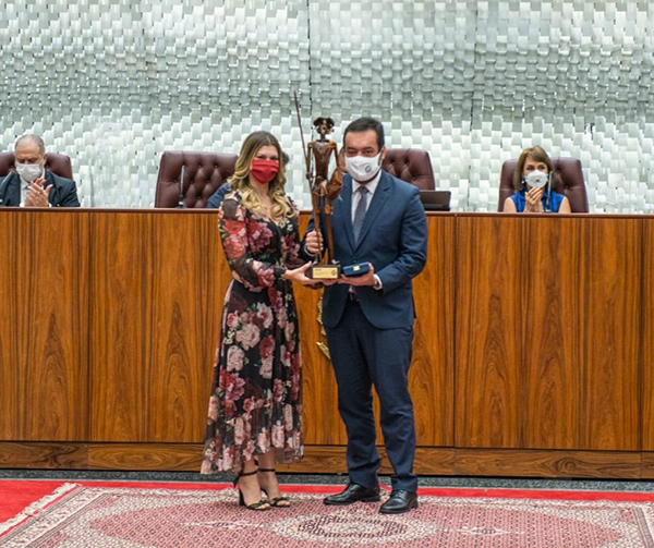 Governador do Rio de Janeiro é agraciado com prêmios em Brasília