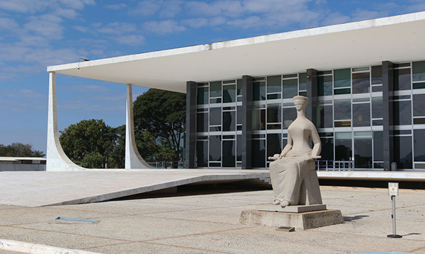 Foto: Banco de Imagens Bem de família de fiador pode ser penhorado para quitar dívida de aluguel
