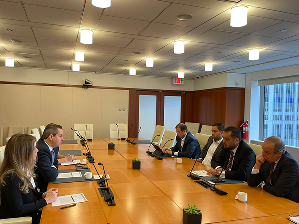 Foto: Banco de Imagens Em Nova Iorque, governador negocia Operação Delaware com o BNP Paribas