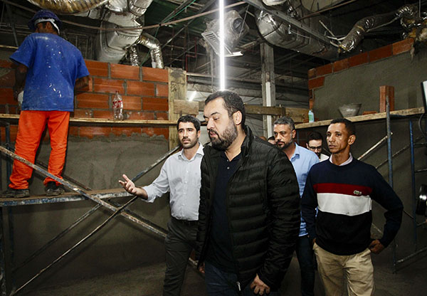 Governador vistoria obras que garantirão mais segurança e saúde para a Baixada