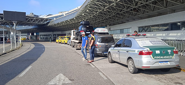 Detro-RJ aplica 225 multas em julho