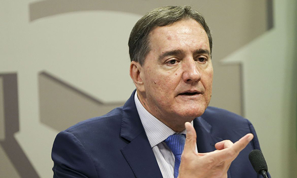 Médico brasileiro Jarbas Barbosa é eleito diretor da Opas