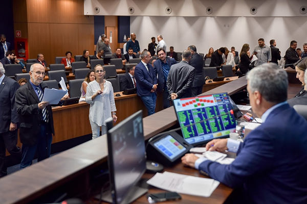 Advogados podem passar a autenticar documentos de processos administrativos