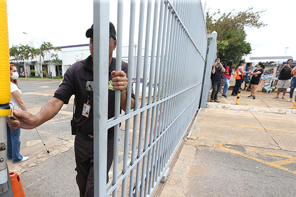 Inep terá que reaplicar provas do Enem 2022 para moradores do Jacarezinho