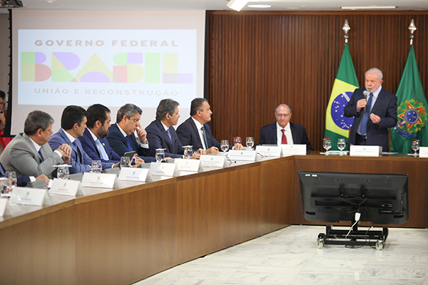 Em reunião com o presidente, Cláudio Castro busca parceria para desenvolver projetos prioritários