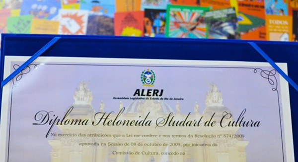 Alerj prorroga inscrições do Diploma Heloneida Studart