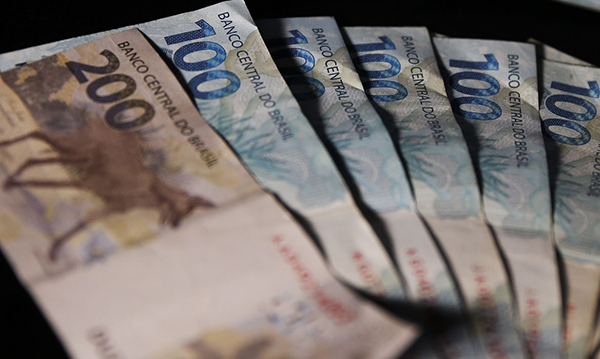 Foto: Banco de Imagens Mercado reduz previsão da inflação de 5,69% para 5,42% este ano