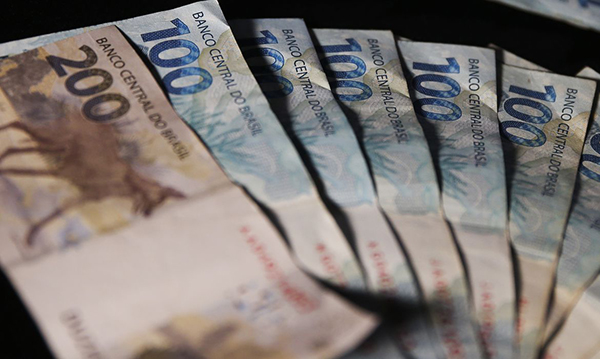 Foto: Banco de Imagens Receita abre consulta para 3º lote de restituição do Imposto de Renda