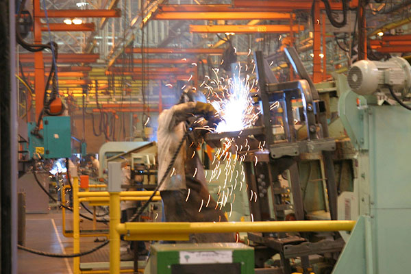 Economia cresce 2,7% no trimestre encerrado em julho