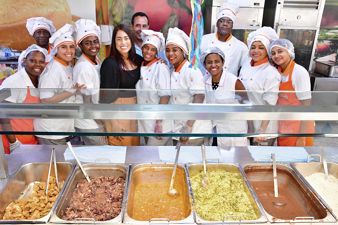 Restaurante do Povo de Belford Roxo faz dois anos