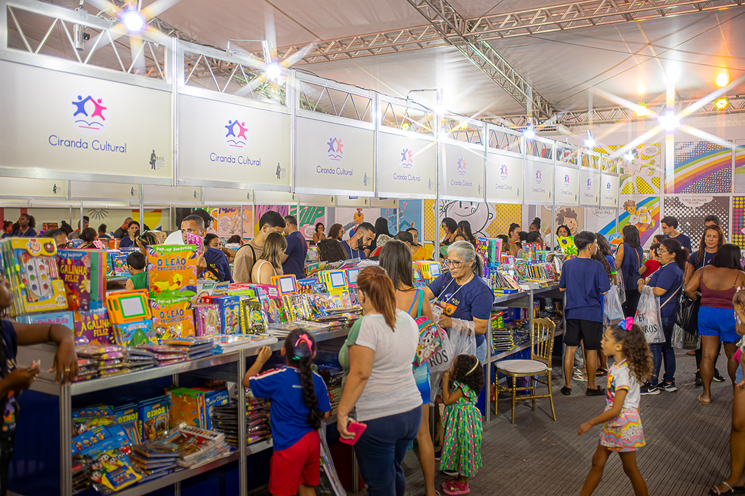 Festa Literária de Maricá investe R$ 12,1 milhões em vouchers para compra de livros