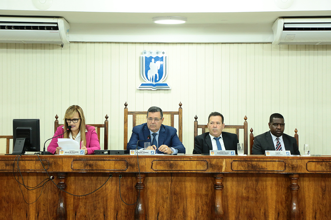 Foto: Art Vídeo/Victor Hugo Vereadores de Duque de Caxias debatem sobre climatização nas escolas e transporte público