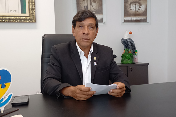 Foto: Marcelo Cunha Caso de policial que atirou em entregador reacende debate sobre projeto que proíbe exigir entrega na porta