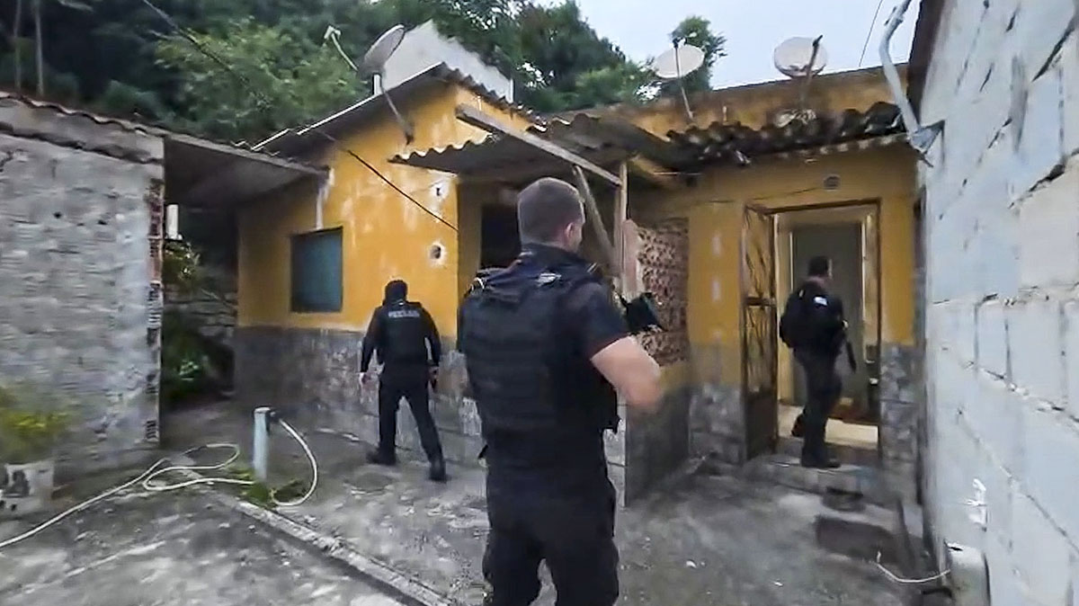 Foto: Divulgação/PCERJ Operação Hemostase: Polícia Civil prende 14 traficantes por extorsão e monopólio de internet na Baixada