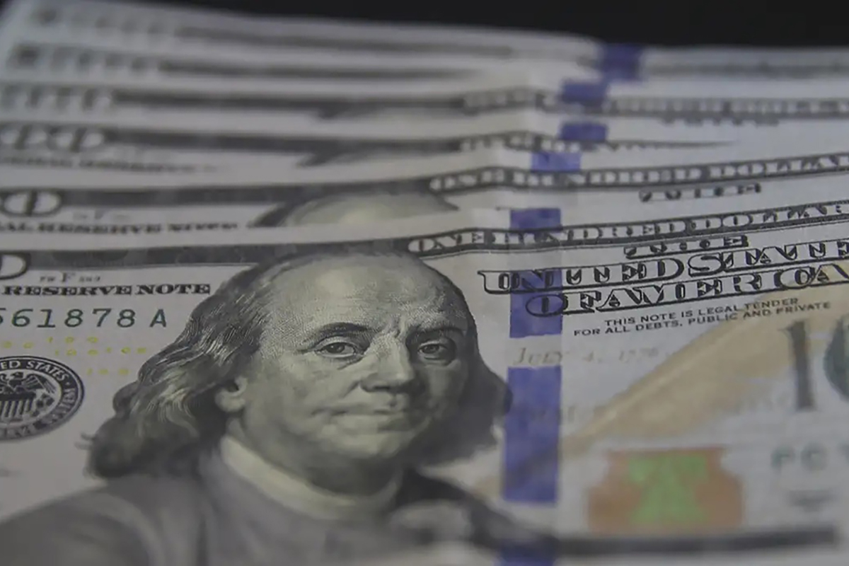 Foto: Valter Campanato/Agência Brasil Dólar dispara 8,21% e Bolsa despenca 13,88% após reeleição de Lula